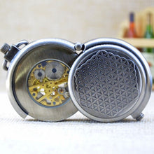 Load image into Gallery viewer, Rotatable Shell Hand Wind Pocket Watch